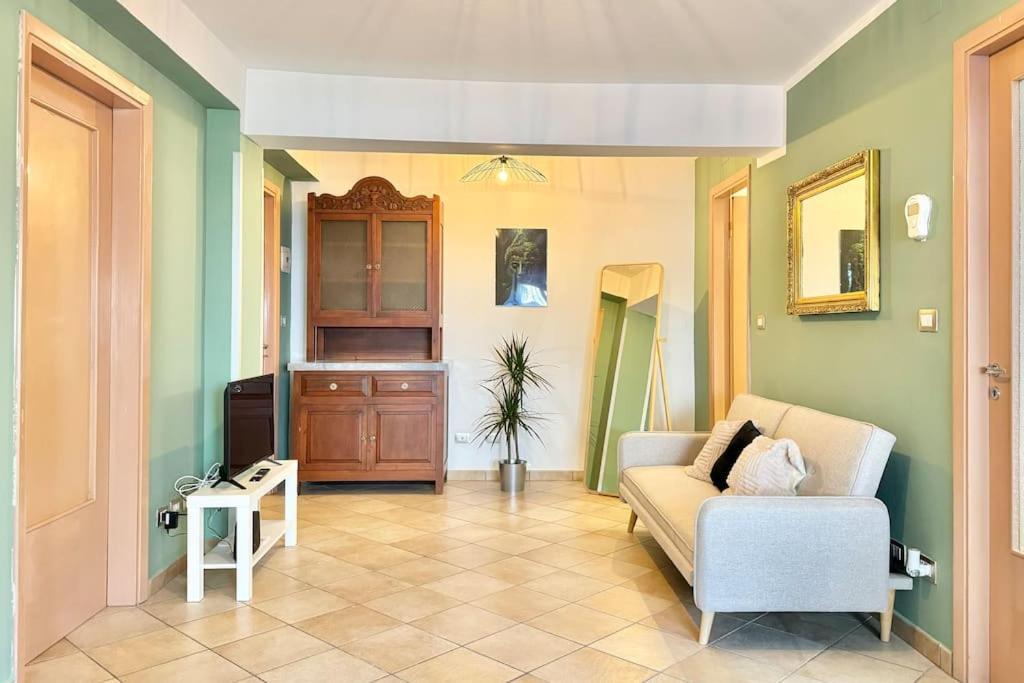 Casa Nel Verde - 4 Posti Letto Appartement Chiaravalle Marche Buitenkant foto